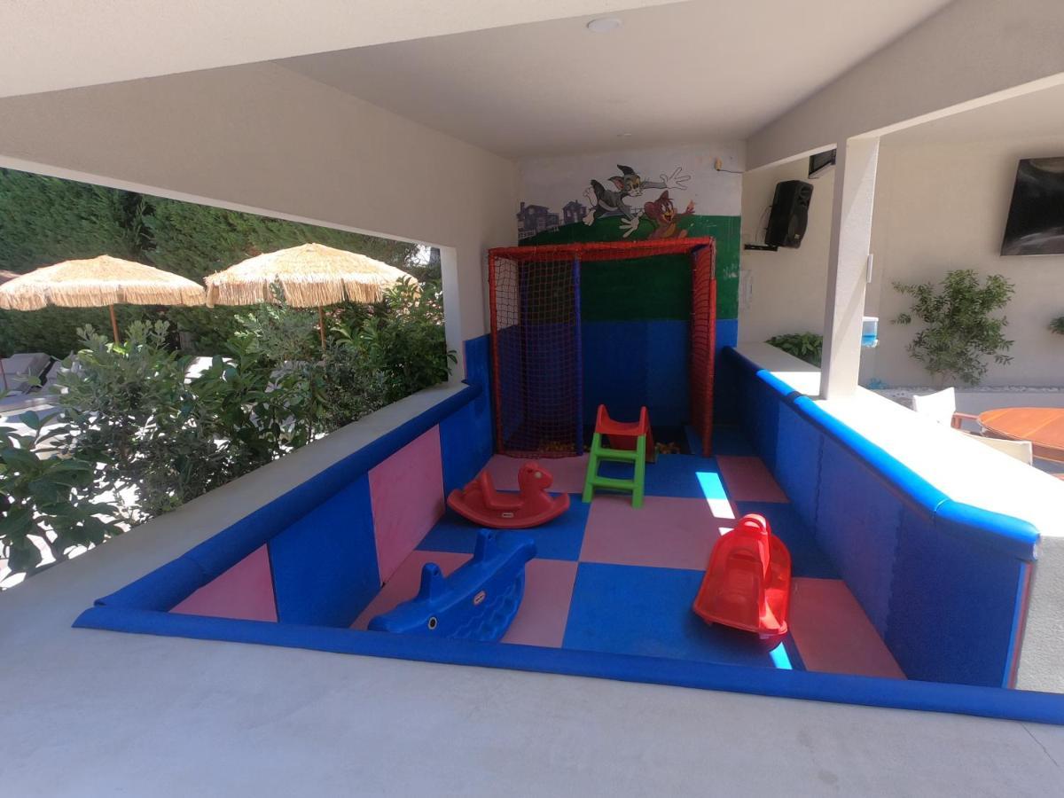 Paradise Hotel & Bar Πλάνος Εξωτερικό φωτογραφία